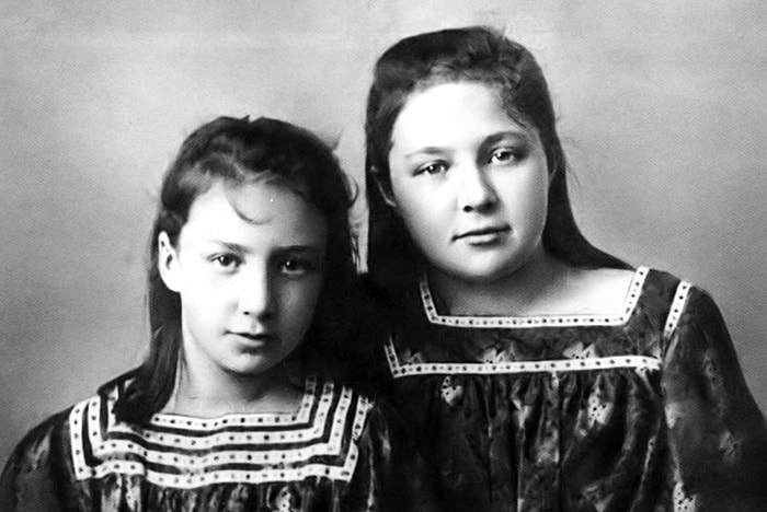 Anastasiya-i-Marina-TSvetaevyi-YAlta-1905g