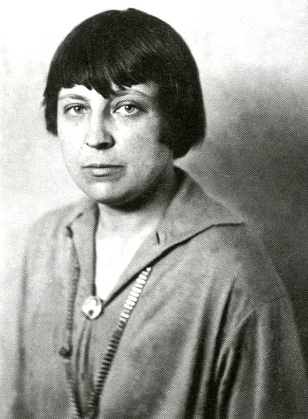 Foto-Marina-TSvetaeva-1924g